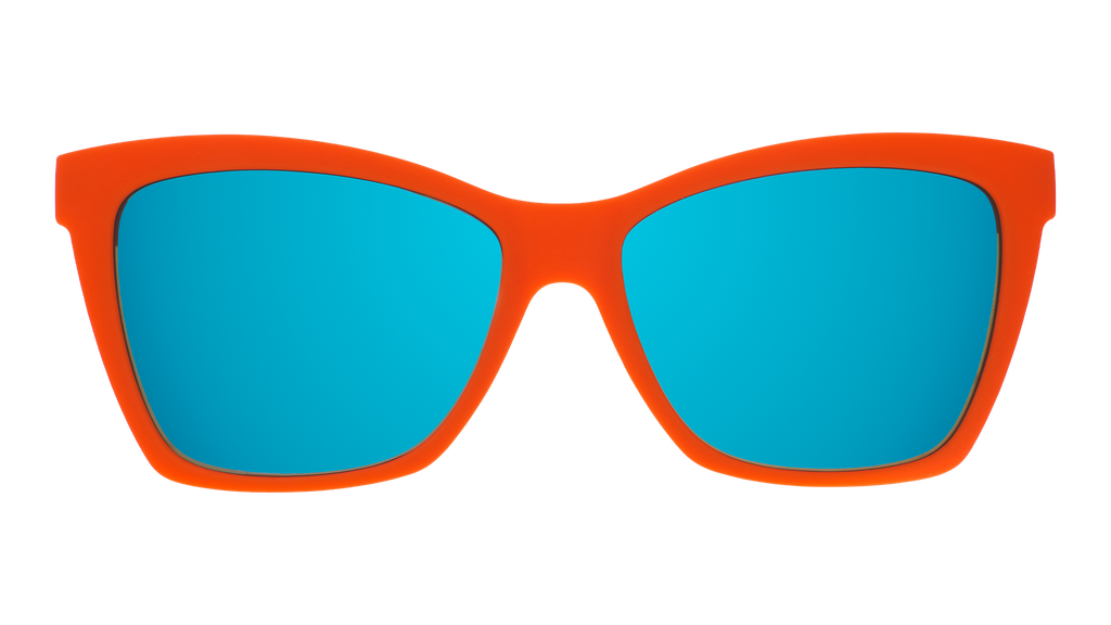 Kisses Canvas, Sells It for Fortune